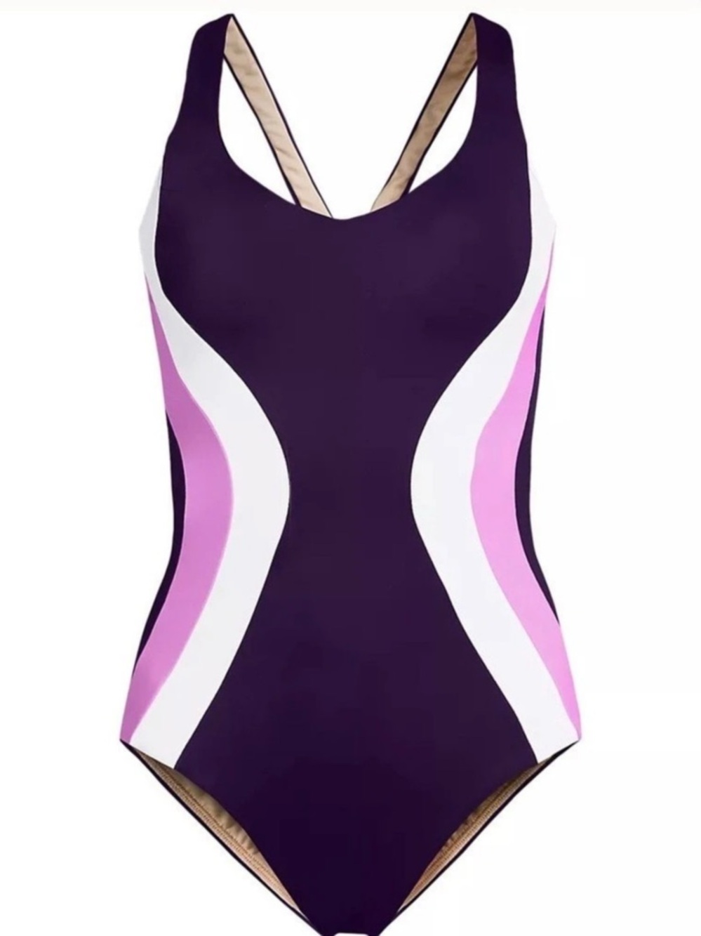 Brand new with tags swimsuit from Lands End
Size 6 but runs small